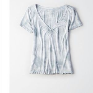 Soft & sexy cinch front t-shirt